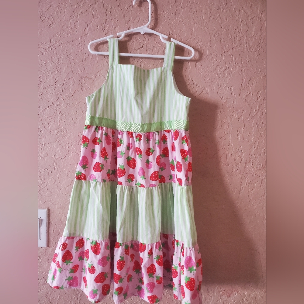 Gymboree strawberry striped dress size 8